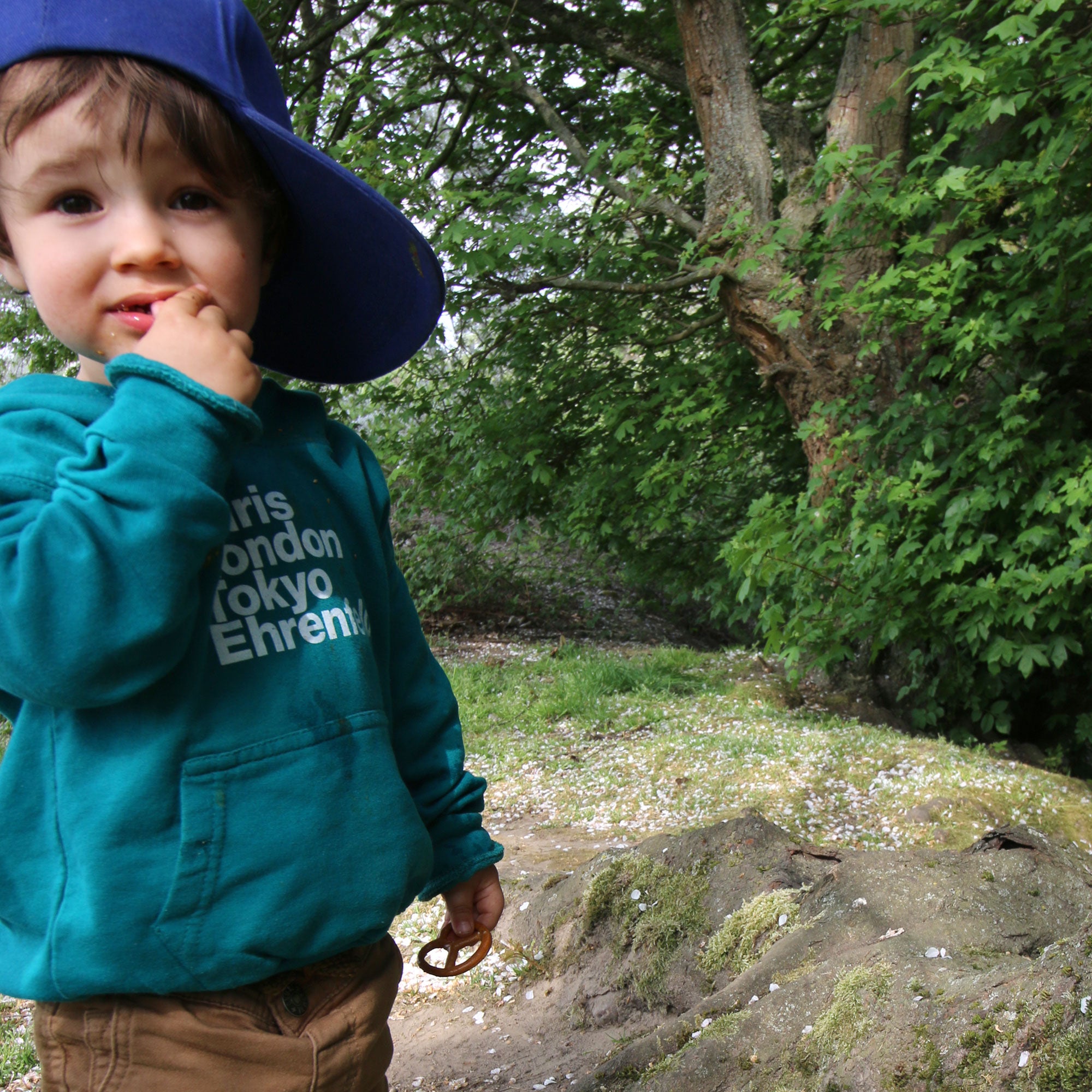 Paris London Tokyo Ehrenfeld Kids-Hoodie